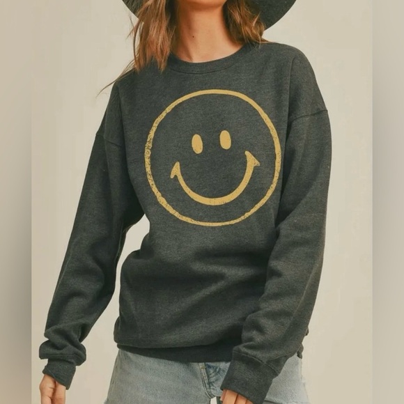 Tops - NEW Lightweight Grey Smile Sweatshirt Size Medium